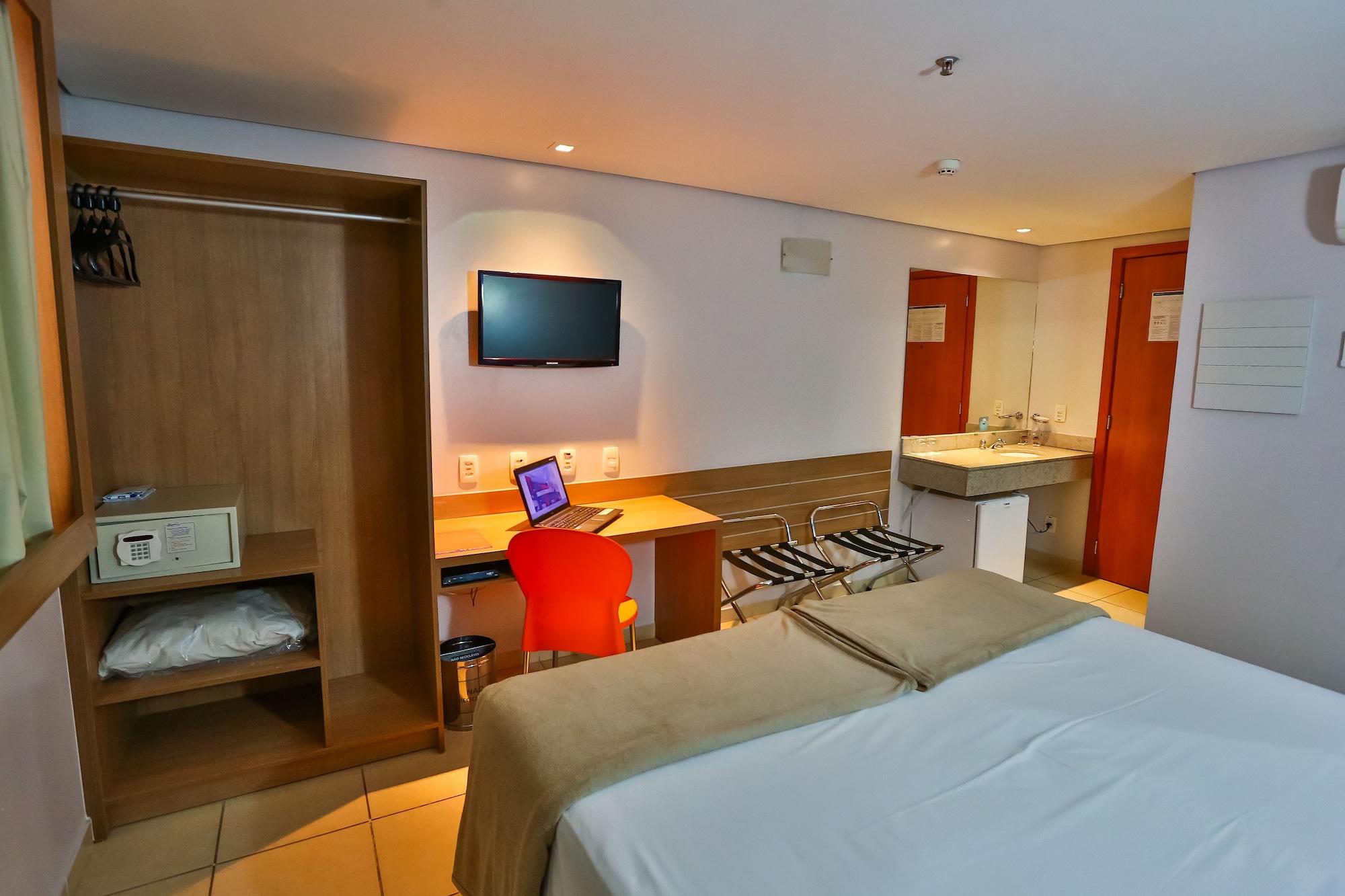 Hotel Go Inn Estacao Гояния Екстериор снимка
