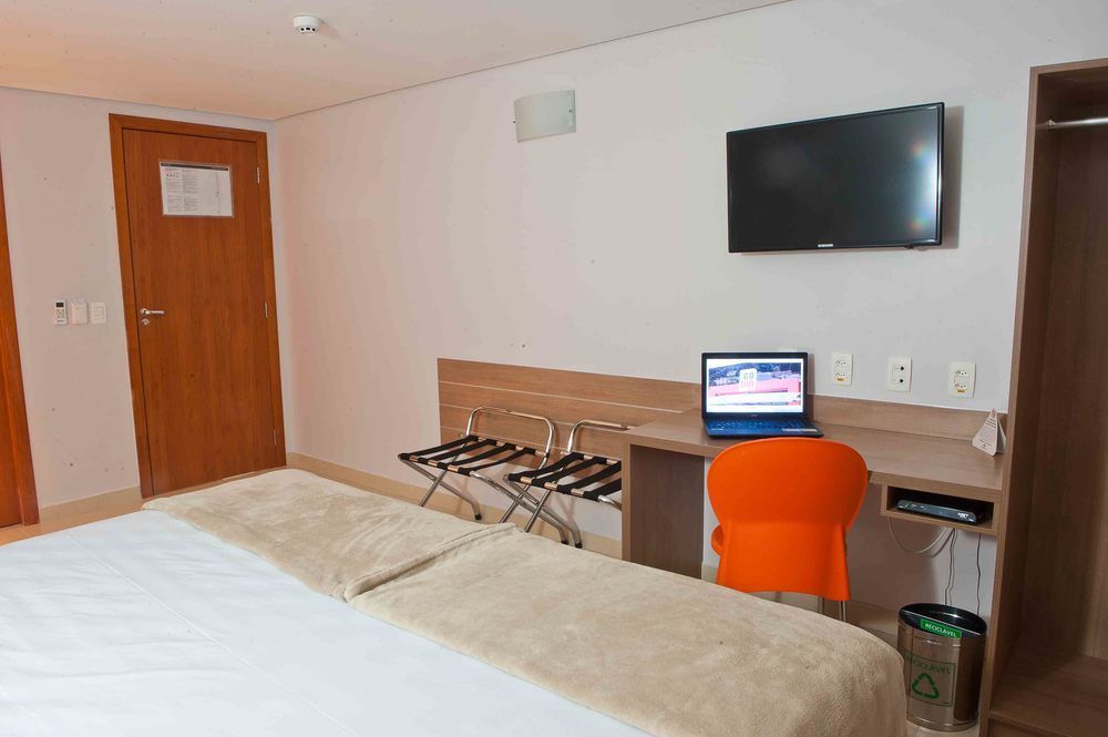 Hotel Go Inn Estacao Гояния Екстериор снимка